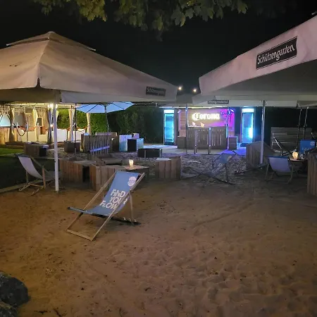 Swiss Army Night / Militaerbunker 캡슐호텔 *