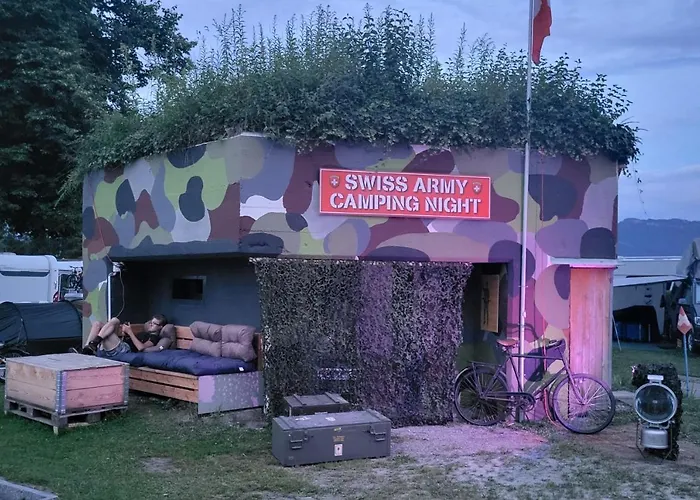 Hotel a capsule Swiss Army Night / Militaerbunker St. Margrethen