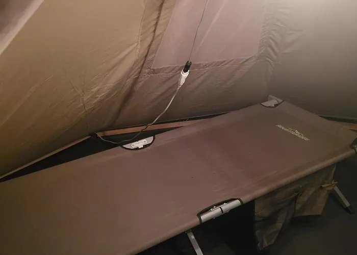 Swiss Army Night / Militaerbunker